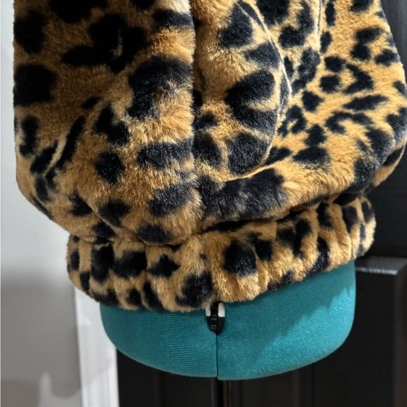 Wild Fable leopard faux fur jacket - Picture 9 of 15